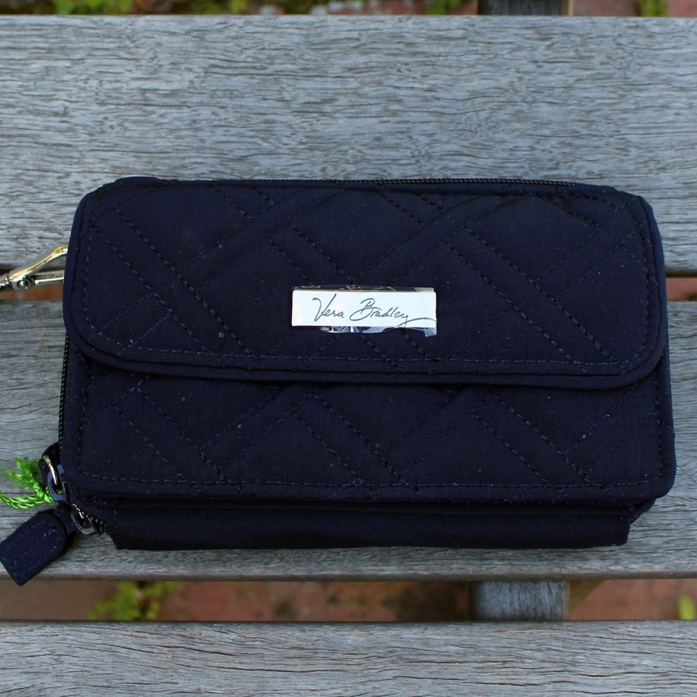 Vera Bradley All in 1 Crossbody Classic Navy NWT